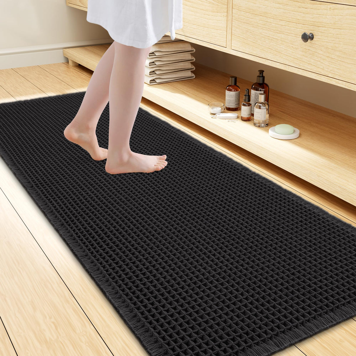 Smiry Waffle Bath Mat 24X16, Soft Absorbent Bathroom Rugs, Brown & Cream