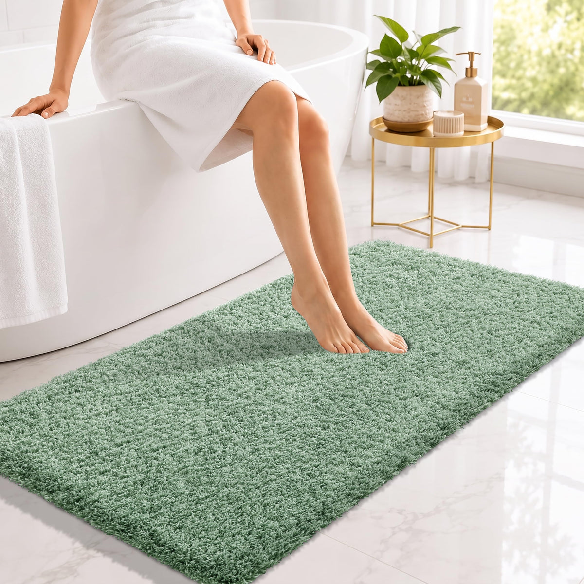 Yimobra Bathroom Rugs Non Slip Washable 32X20, Ultra Soft and Water Absorbent Bath Mats, Plush Fluffy Shower Mat Outside, Microfiber Thick Matts for Bathroom Floor/Tub, Light Gray and White
