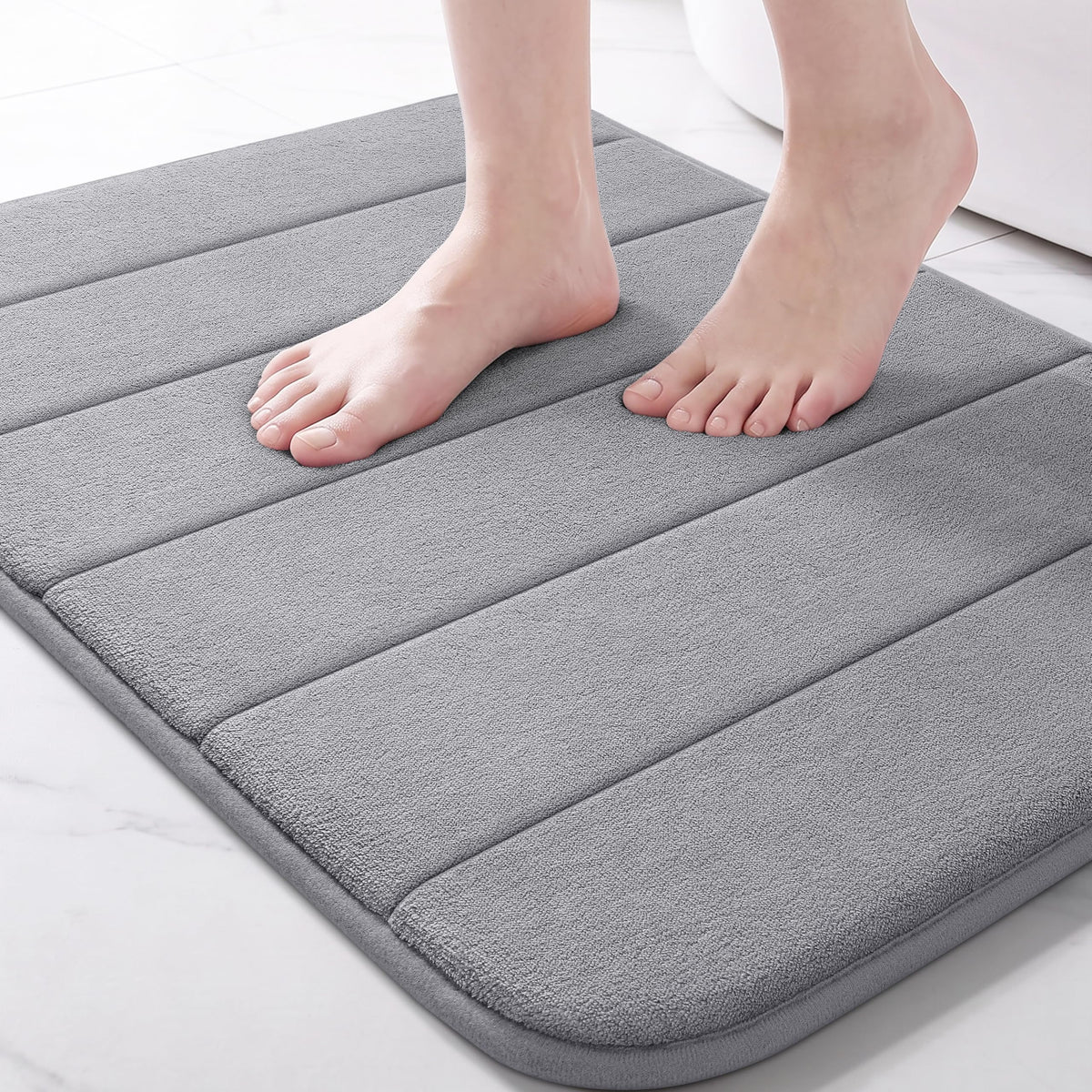 Yimobra Memory Foam Bath Mat, Super Soft Absorbent Bathroom Rug Non Slip 31.5x20 Inch, Quick Dry, Machine Washable Floor Carpet for Tub Shower, Home Decor Accessories, Beige